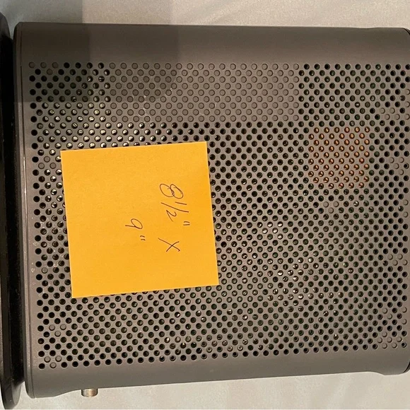 Motorola Cable Modem + Router - Picture 2 of 4